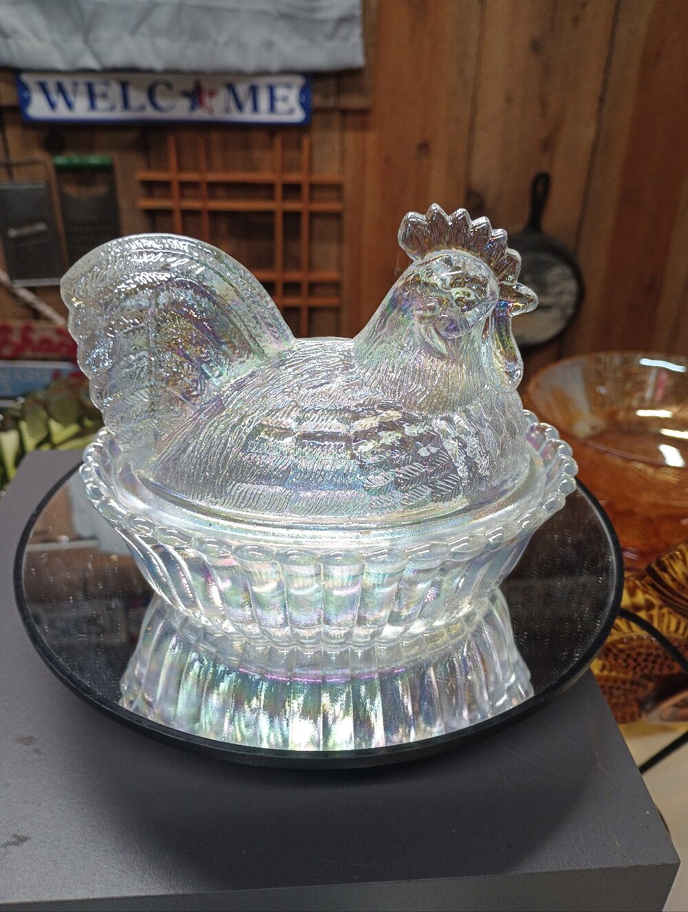 Rosso - Westmoreland  - Mosser, Clear Crystal Carnival Hen On Nest Rooster